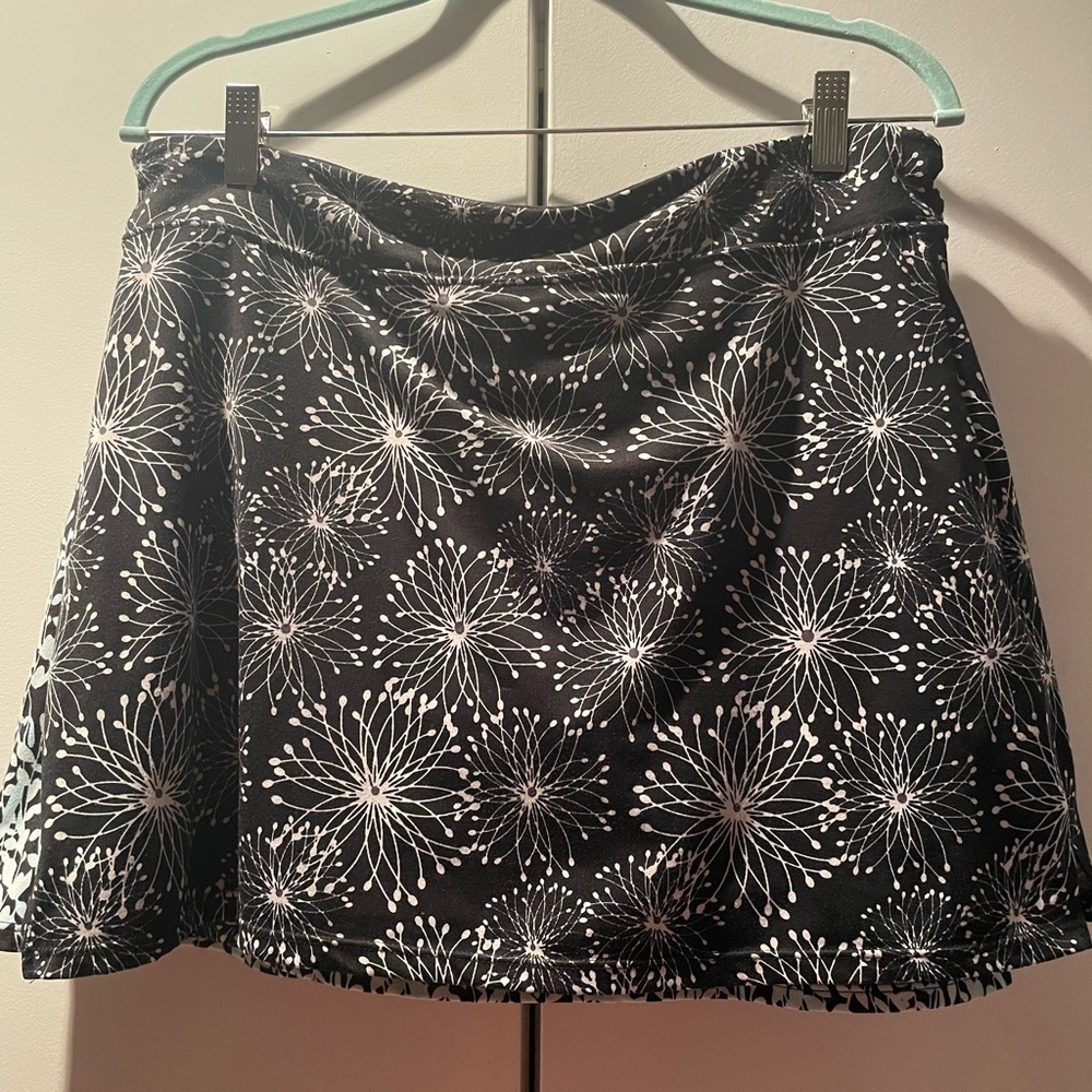 2/10 ❤️ Tranquility by Colorado Clothing skort